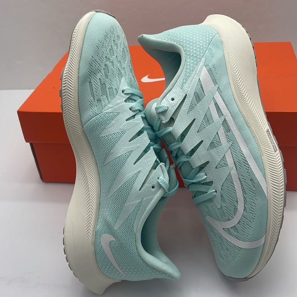 Nike WMNS NIKE ZOOM RIVAL FLY Sneakers 
TEAL TINT/WHITE-GHOST AQUA
CD7287 300 - Picture 11 of 16
